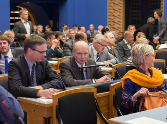 Riigikogu täiskogu istung 16. september 2015 (Kalev Kotkase ametivanne)
